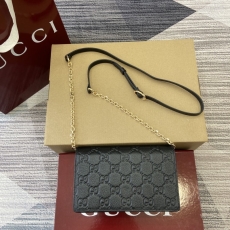 Gucci Wallets & Purse